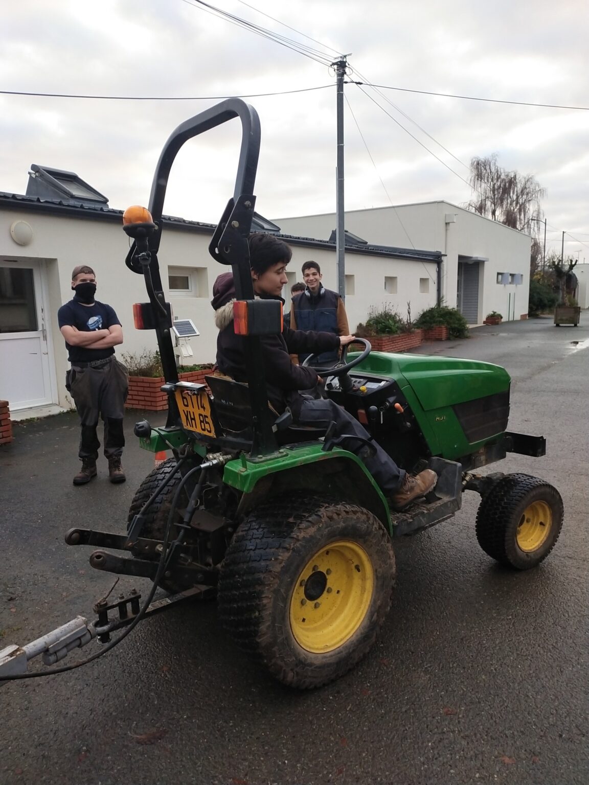 Conduite Des Tracteurs Lyc E Lu On P Tr Enseignement G N Ral Et